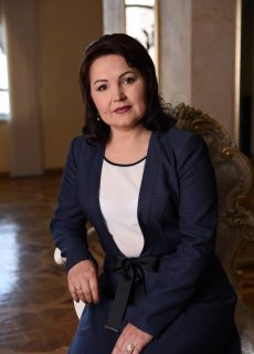 Асадуллина Индира Ильдусовна (клавишные инструменты)