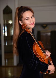 Муслимова Айгуль Хамитовна (скрипка)